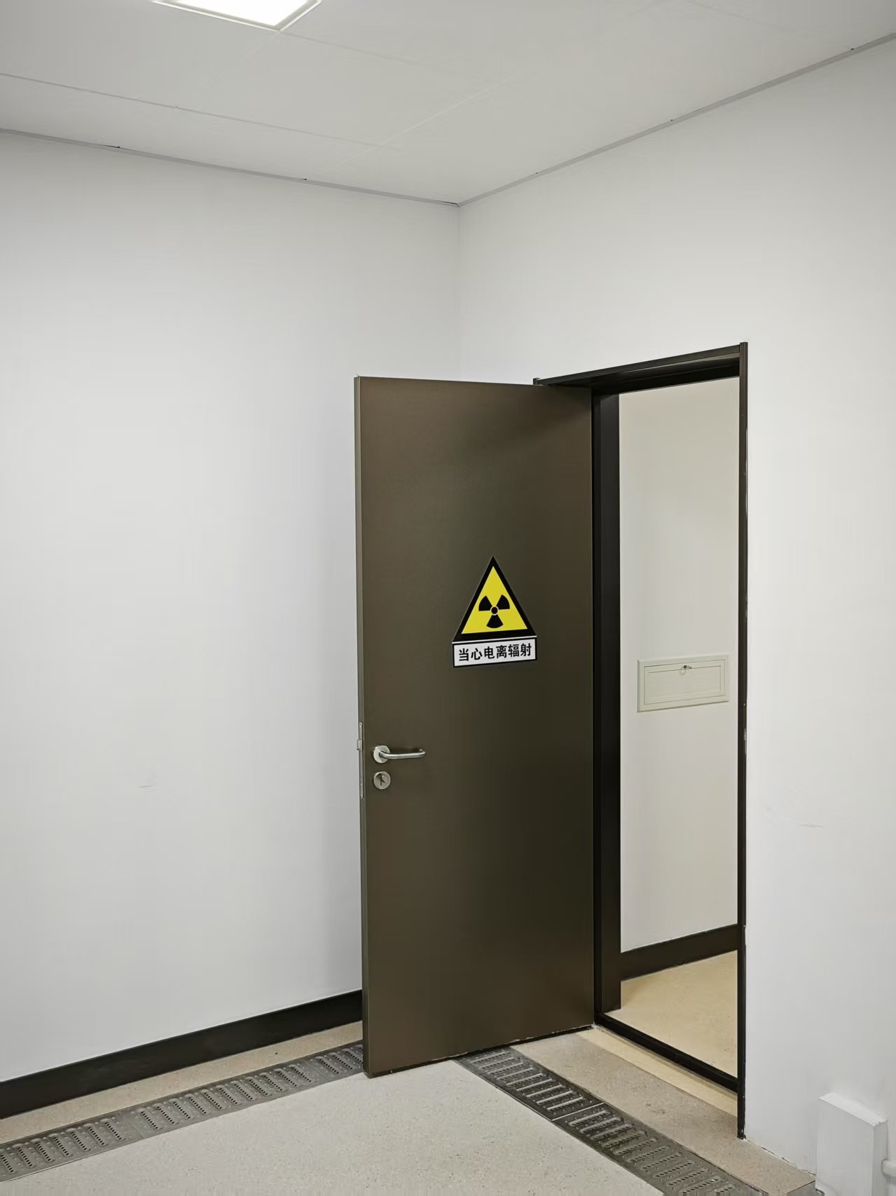 潜江CT室手动单开防护铅门